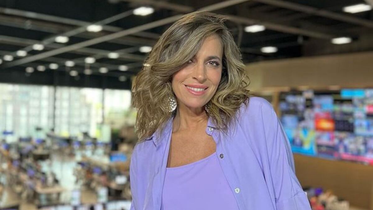El destape de Sandra Borghi: la periodista posó sin corpiño desde una exclusiva playa paradisíaca y causó sensación thumbnail