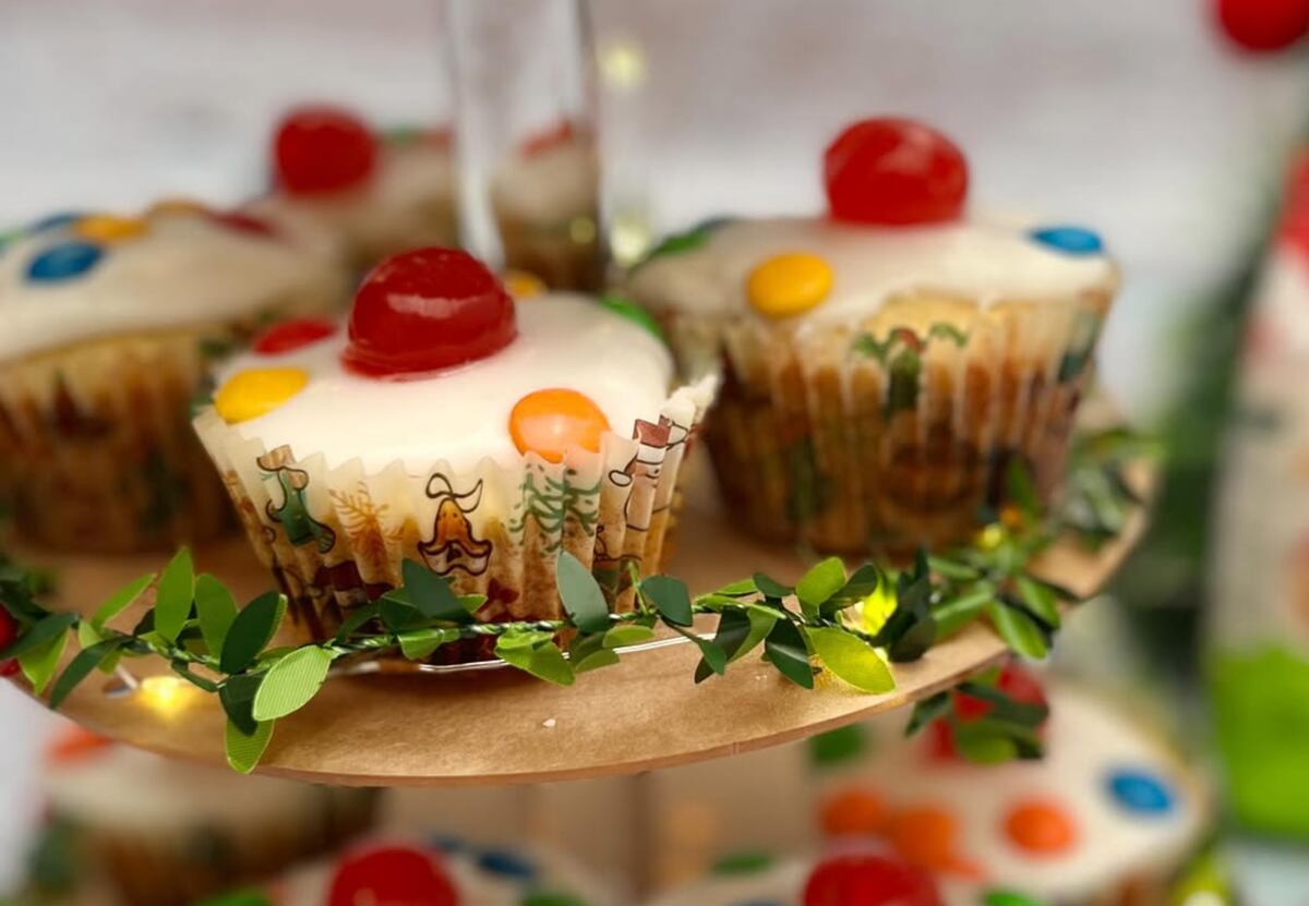 Cómo hacer pan dulce versión muffins: la innovadora receta para sorprender a la familia en estas Fiestas thumbnail