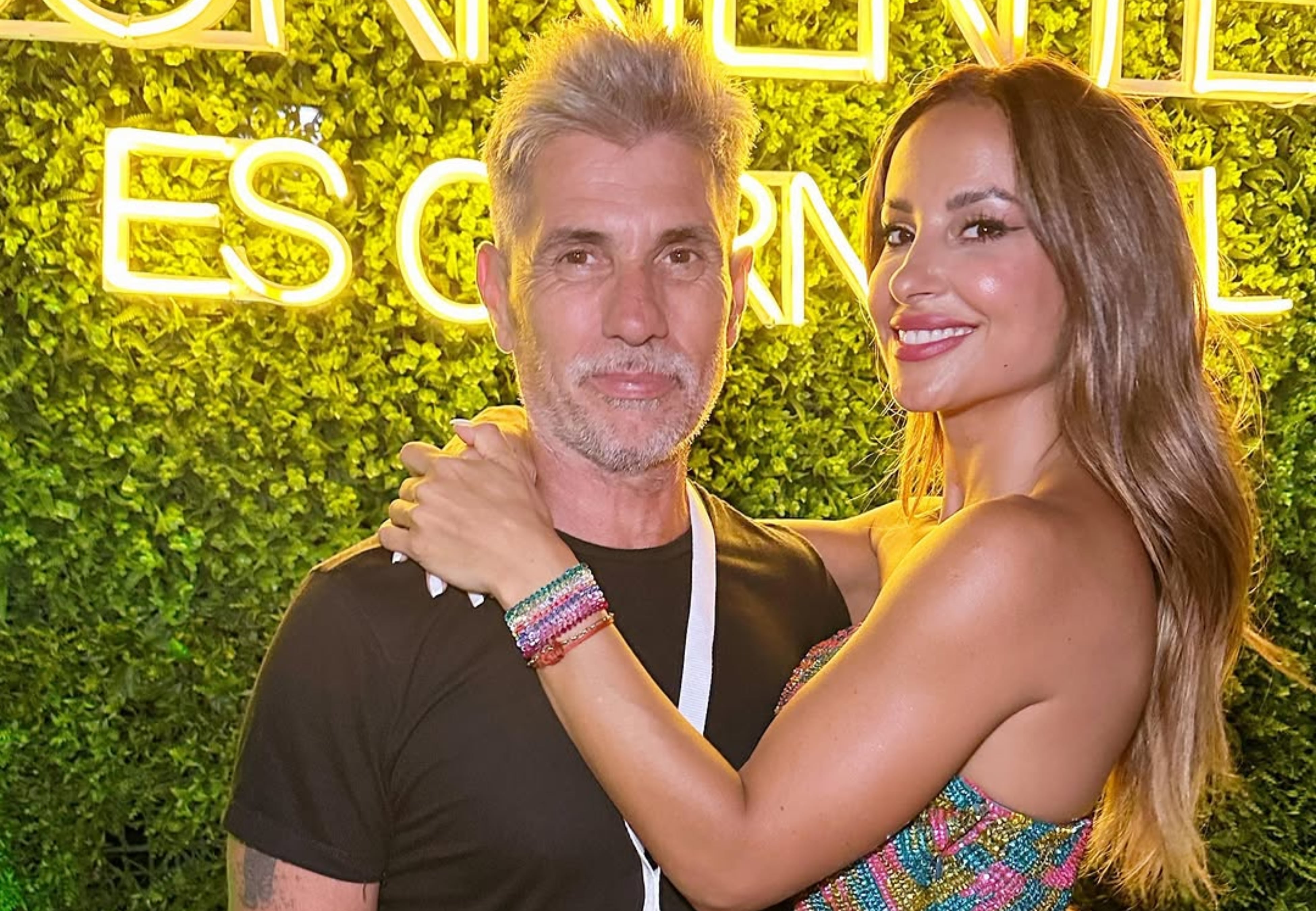 Minimalista, luminosa y con amplios ambientes: así es la casa que construyeron Lourdes Sánchez y el Chato Prada en Corrientes thumbnail