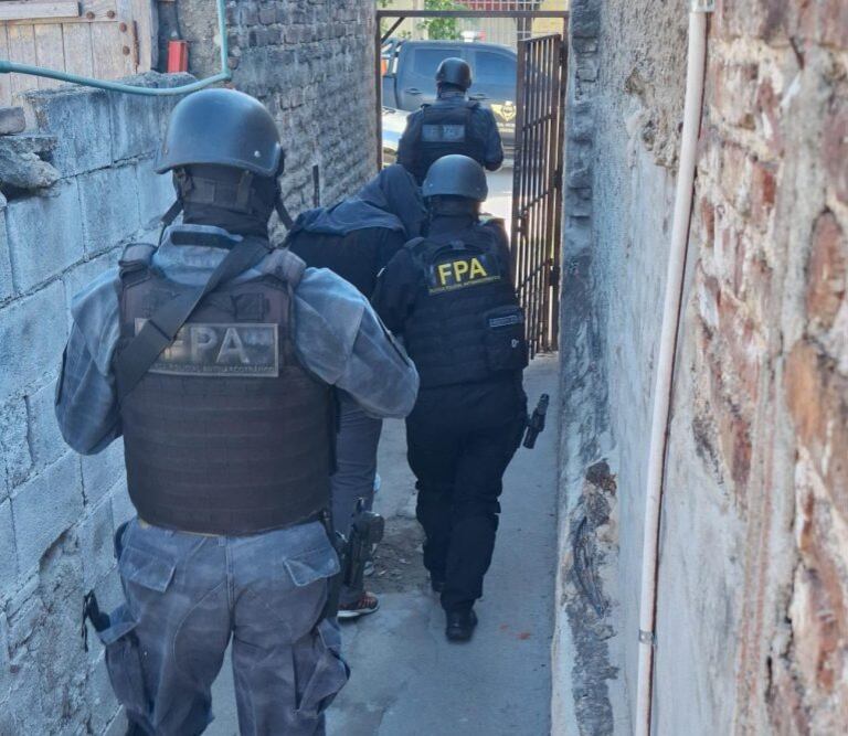 Desbaratan banda familiar que vendía drogas en La Calera thumbnail