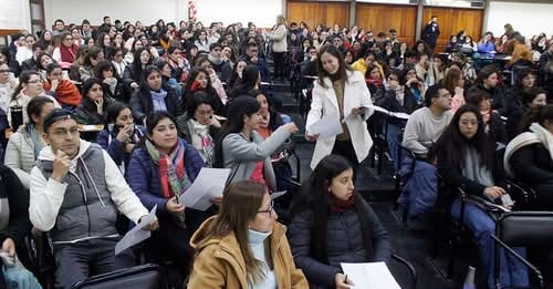Residencias médicas: fuerte convocatoria al examen nacional en Tucumán thumbnail