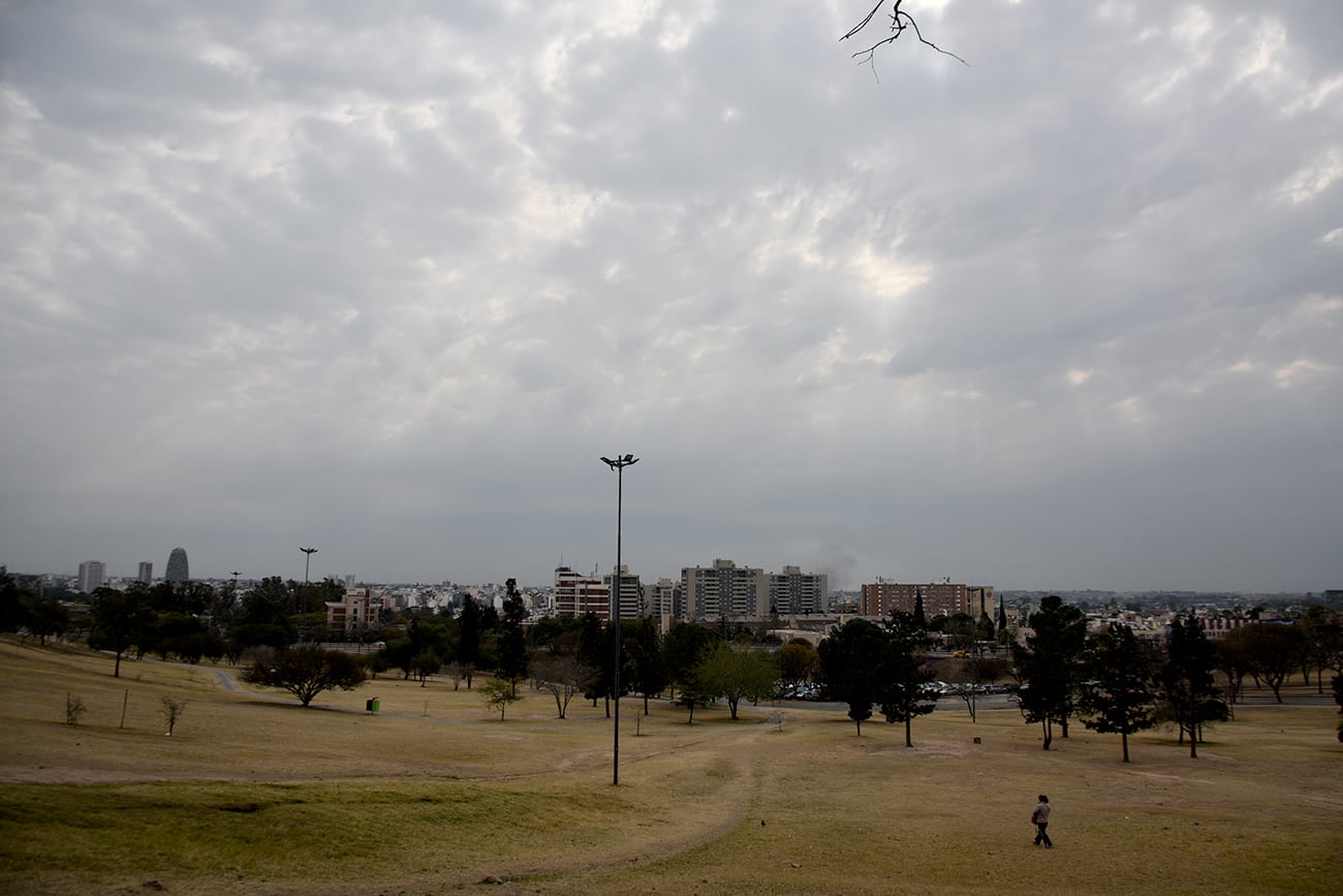 Clima en Córdoba: con alerta por lluvias, así estará el tiempo este domingo 4 de mayo thumbnail