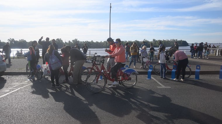 Bicicletas públicas gratis en Paraná hasta el domingo 23 de junio thumbnail