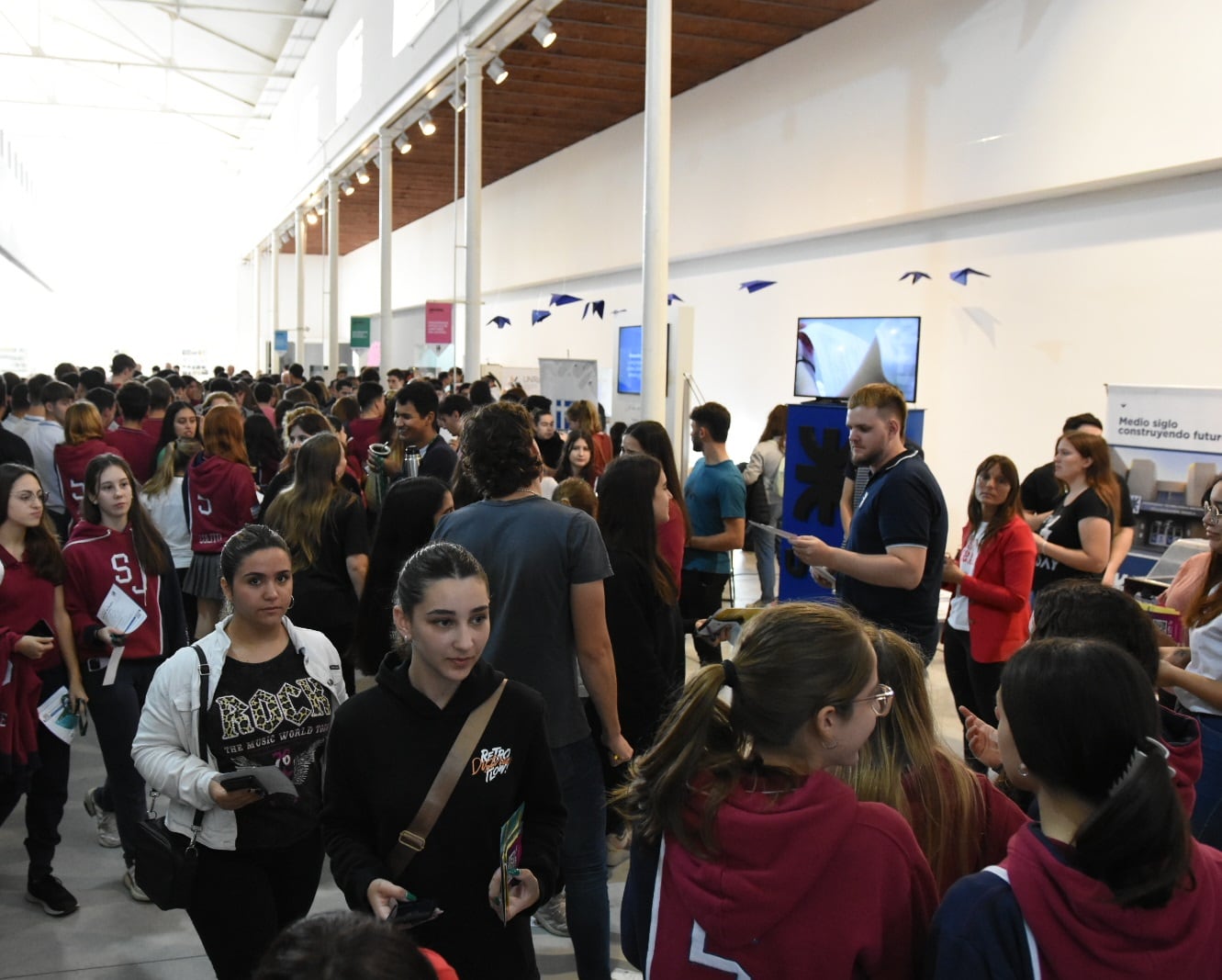 Cómo inscribirte para participar de la Expo Carreras 2025? thumbnail