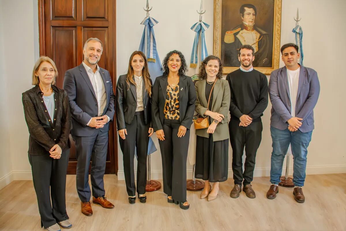 Promocionan intercambio de empresas alemanas con emprendedores jujeños thumbnail