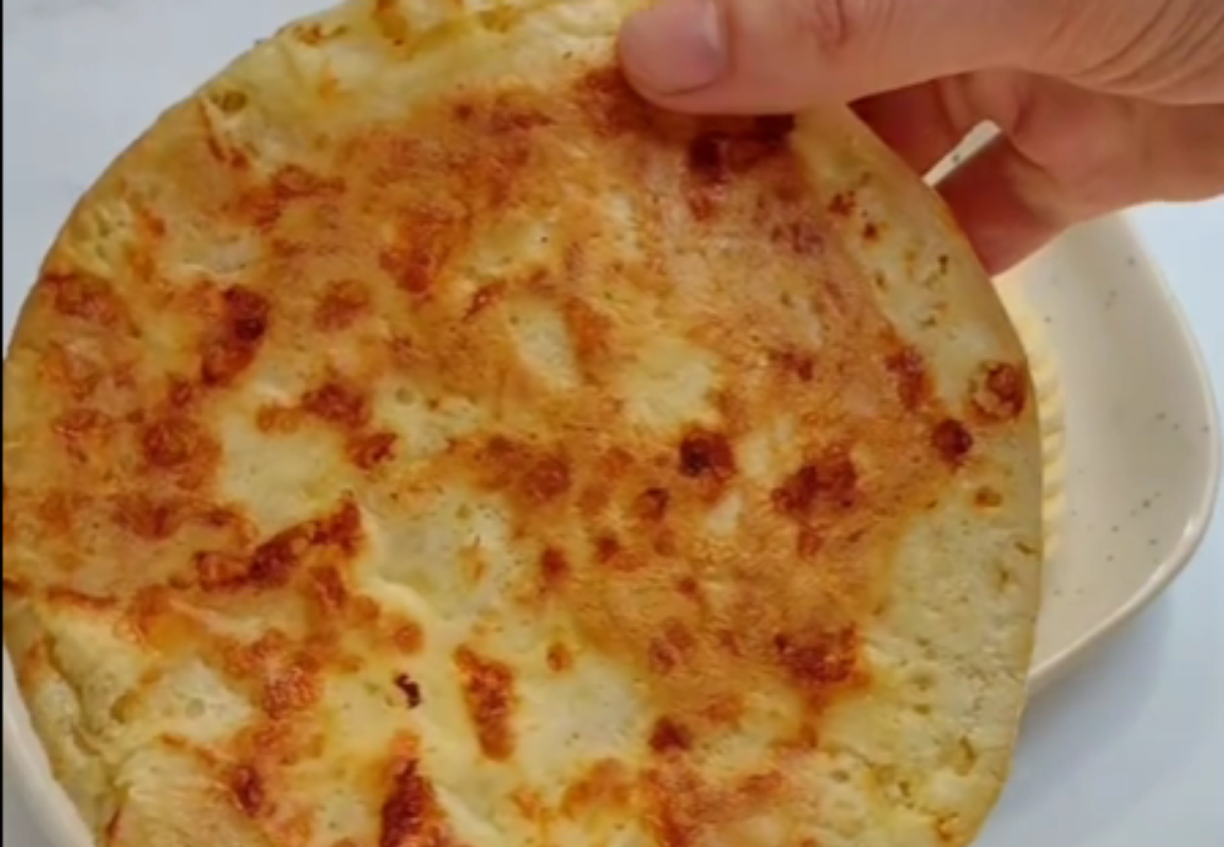Ni horno ni harina: cómo hacer chipa express en una sartén y en pocos minutos thumbnail