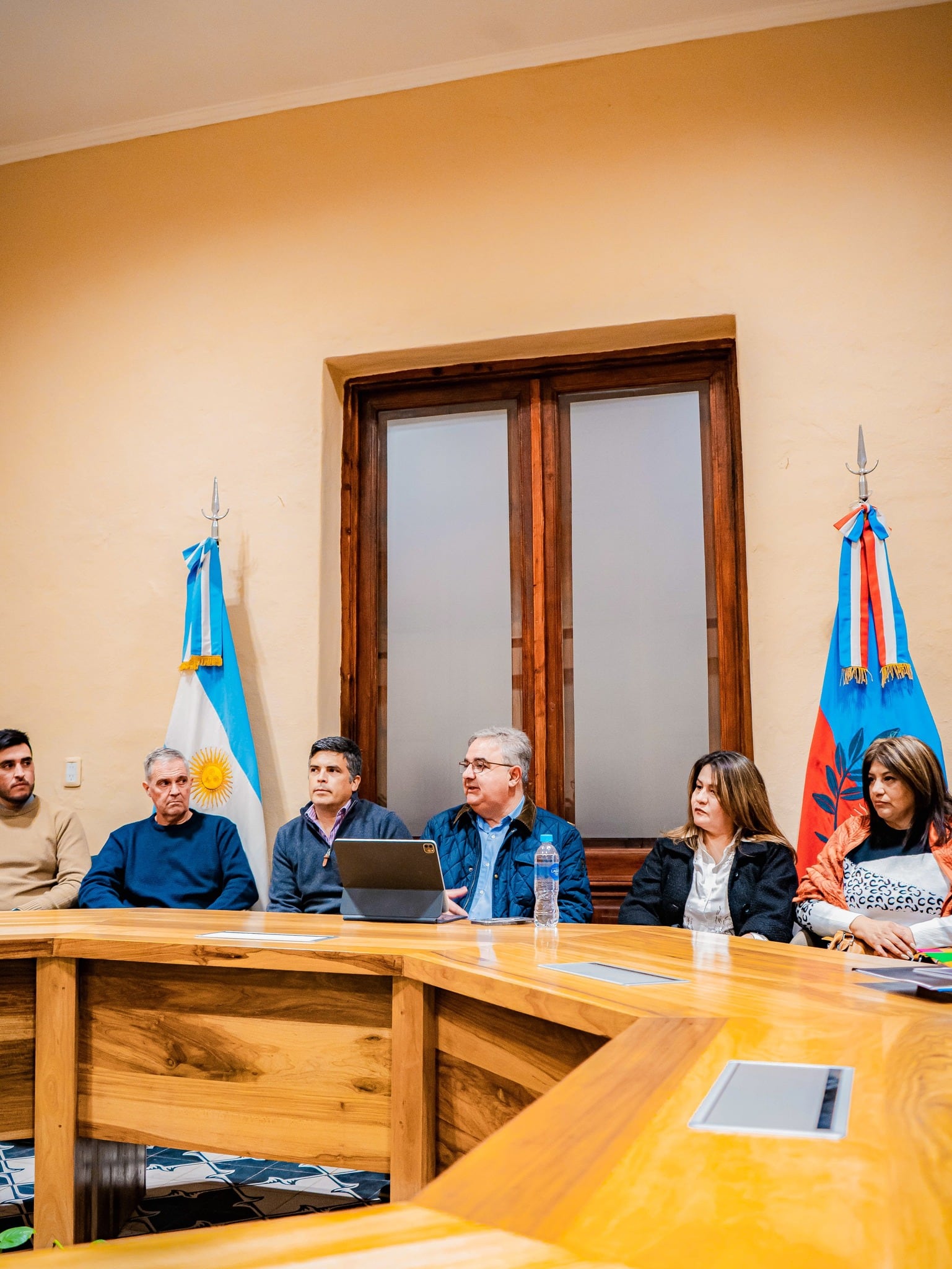 Reunión de Jalil con autoridades de los Institutos de Educación Superior thumbnail