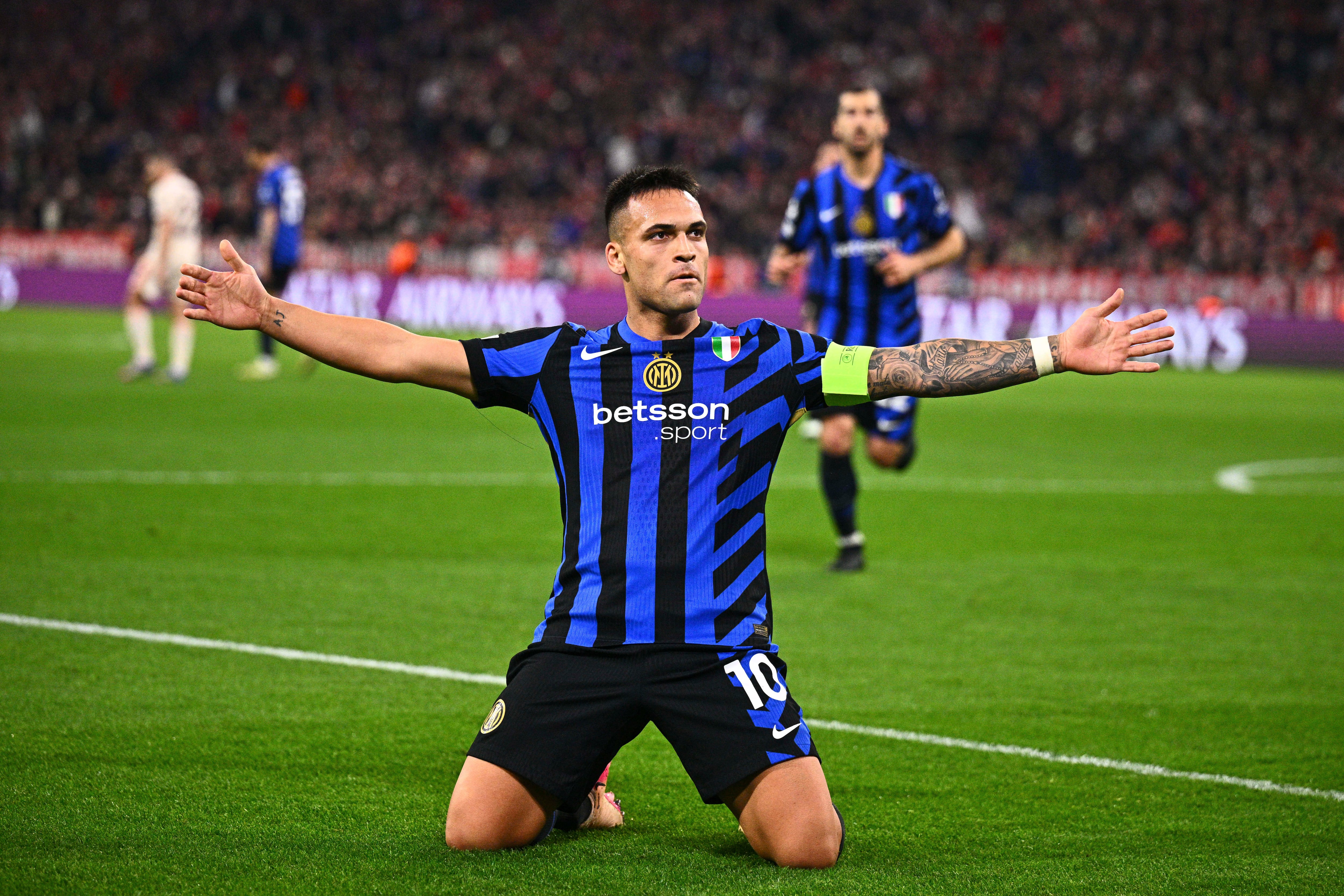 La furia de Lautaro Martínez con sus compañeros tras la eliminación de Inter: Quien no quiera estar, que se vaya thumbnail