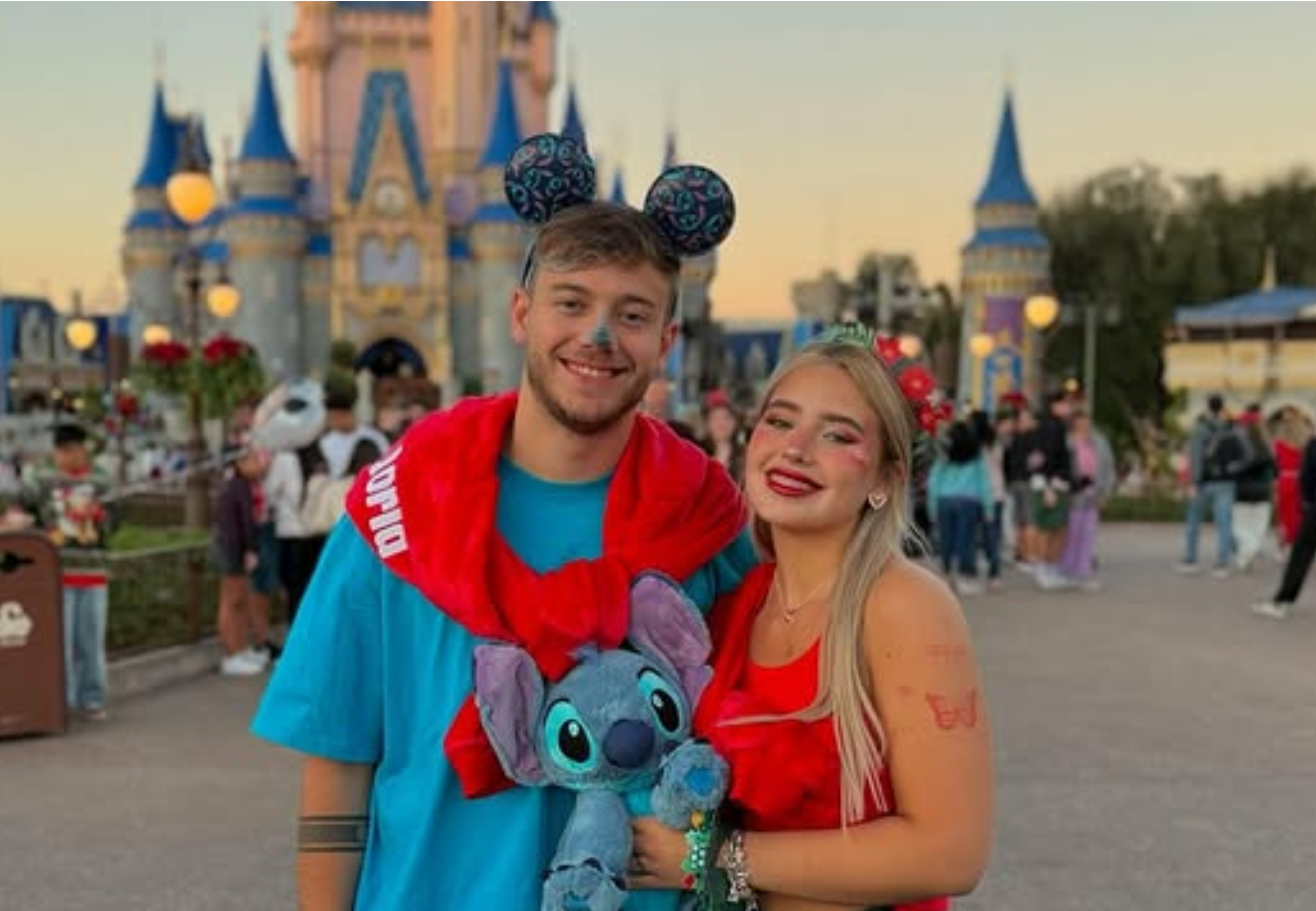 Reconciliados? Tras confirmar su separación, Coti Romero y Nacho Castañares viajaron juntos a México thumbnail