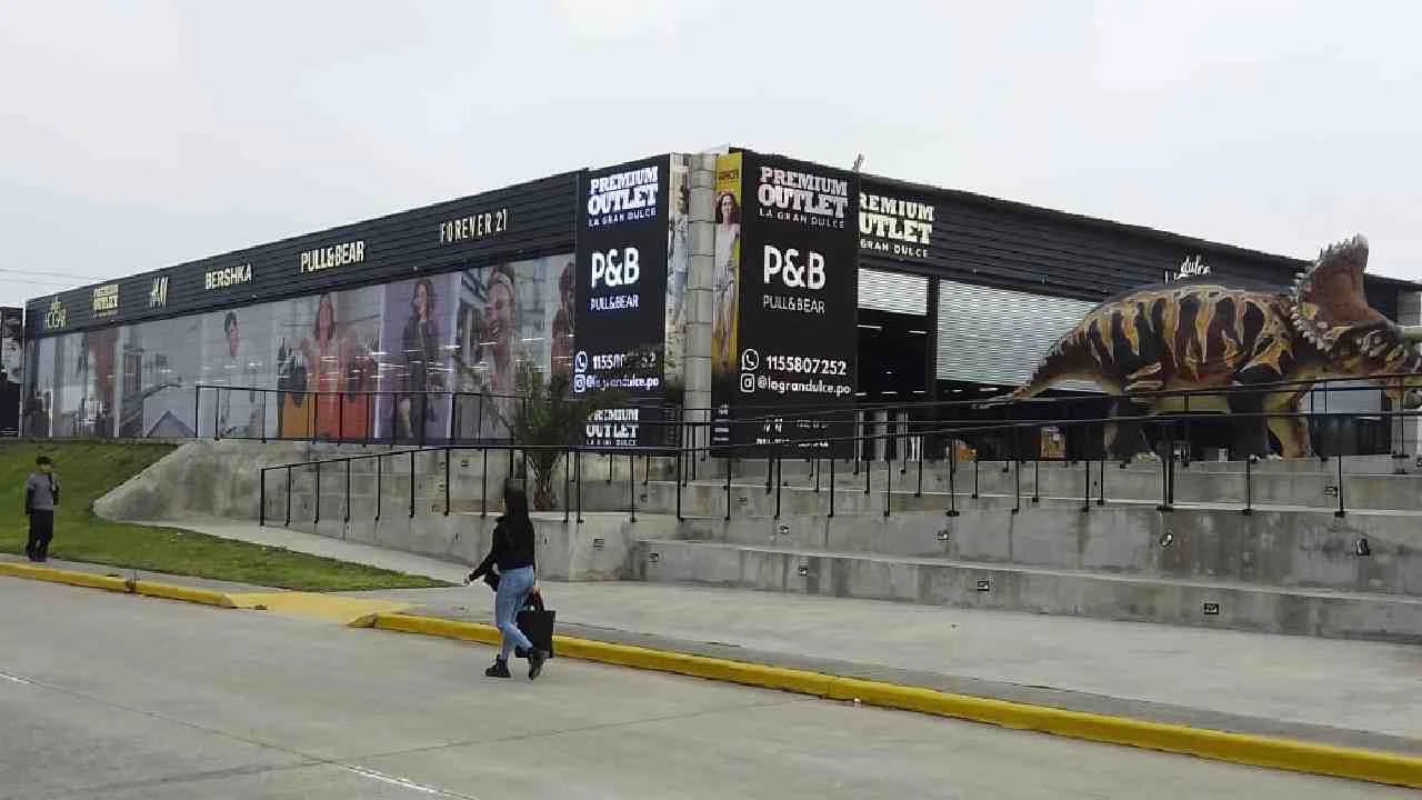 Ropa barata de invierno: qué se puede comprar con $100.000 en el outlet La Gran Dulce thumbnail