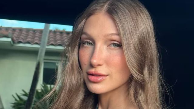 El destape de Yami Safdie: la cantante e influencer modeló en traje de baño y sorprendió a todos sus seguidores con el audaz look