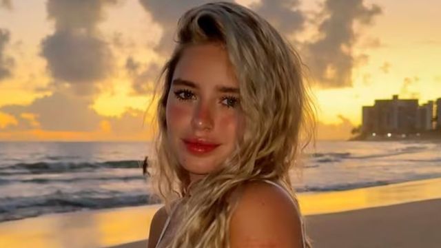 Coti Romero arrasó con una bikini tejida y desafió todos los límites de la censura
