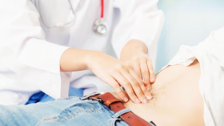 Convocatoria abierta a médicos clínicos y generalistas para la localidad de Reta