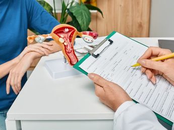 Cuáles son los 5 principales síntomas a los que hay que estar atentos por el cáncer de ovarios