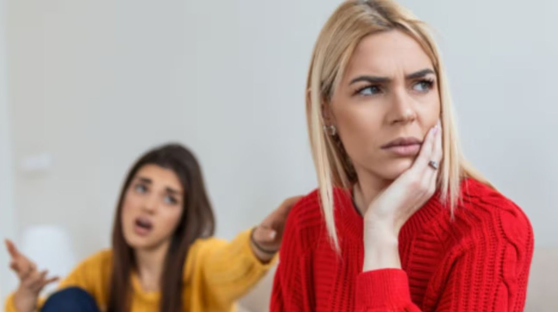 Valorar las amistades auténticas, practicar la empatía y aceptar la temporalidad de los lazos fortalece la red social y el bienestar emocional.