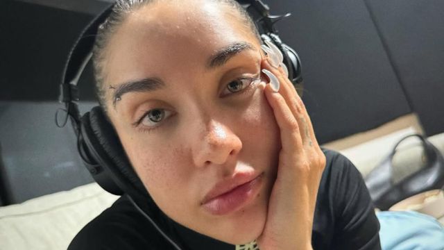 María Becerra habló por primera vez sobre el álbum que grabó y nunca salió a la luz: "No me siento identificada"