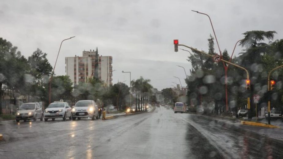 Viernes con descenso de temperatura y lluvias en Carlos Paz
