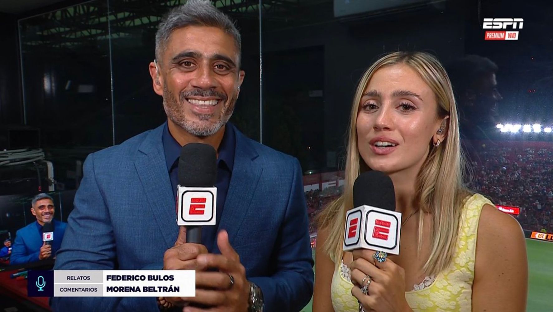 Morena Beltrán junto a Fede Bulos.