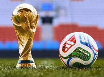 Un periodista creyó que estaba fuera del aire y lanzó un polémico comentario que no pasó desapercibido: “Mundial de mier…”