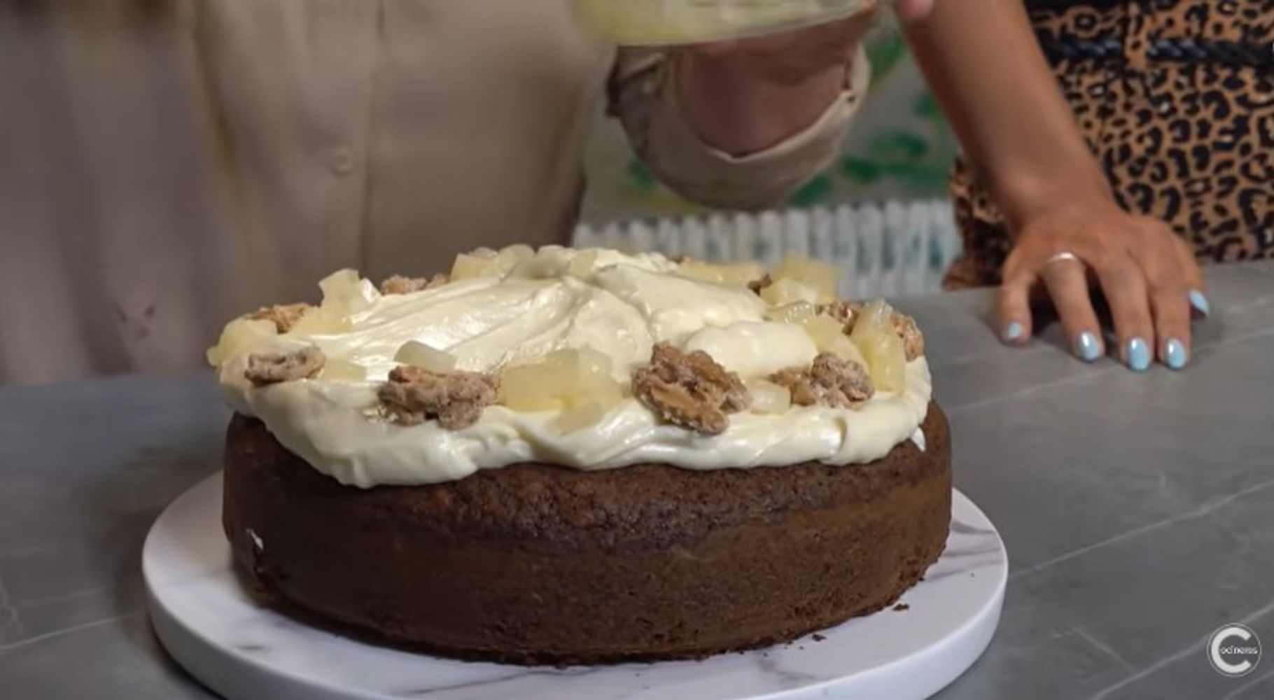 Cómo hacer una torta de zanahoria y ananá súper húmeda: la receta infalible de Gladys Olazar, de Cocineros Argentinos