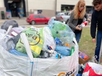Ecocanje en Carlos Paz: reciclaje, plantines y conciencia ambiental
