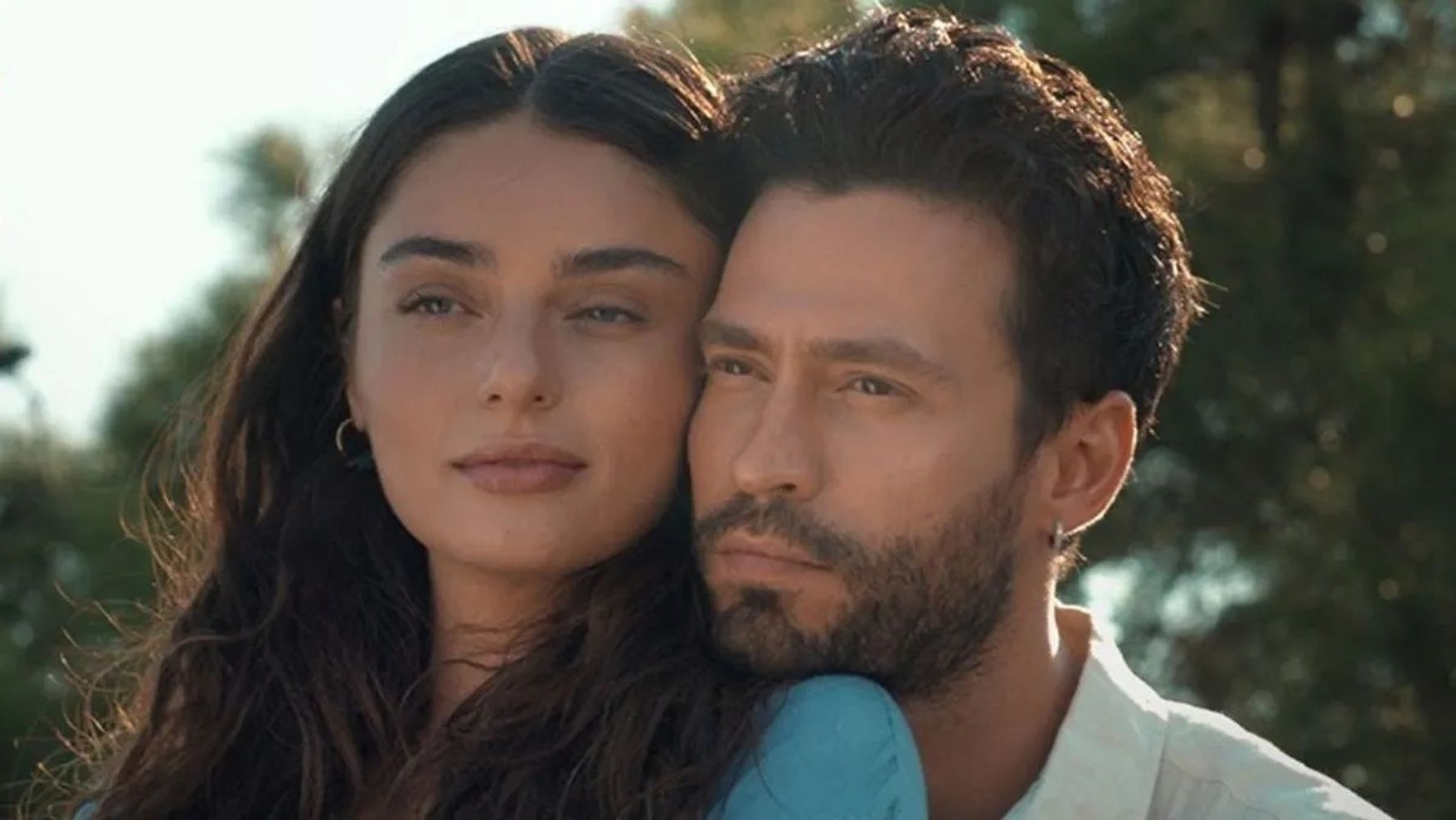 El título original de la película que ofrece Netflix es Sen İnandır.