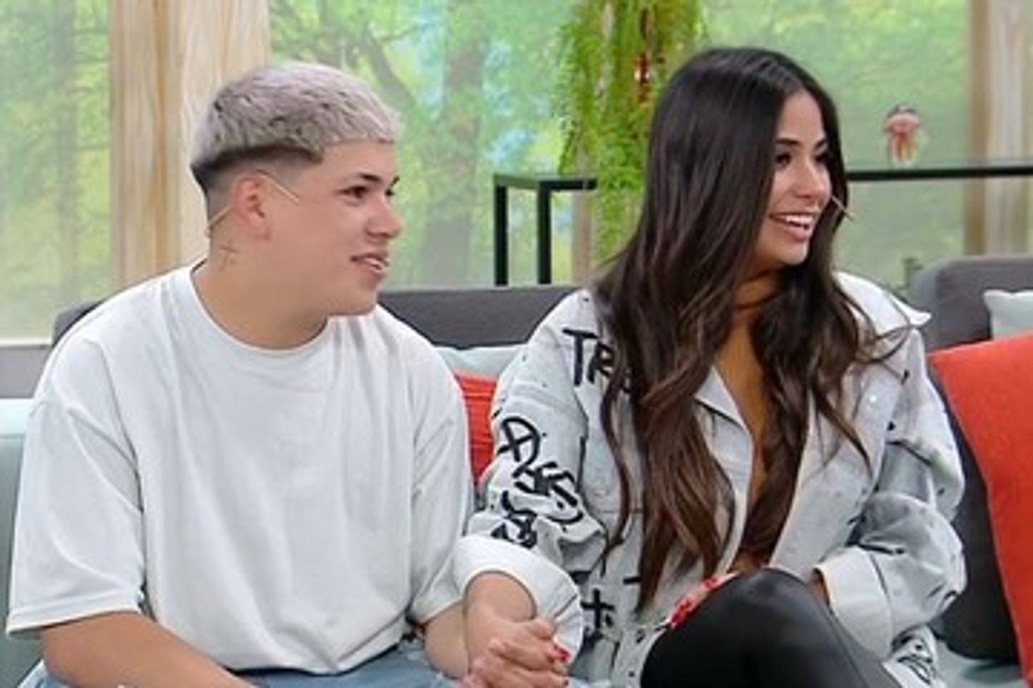Thiago Medina y Daniela Celis.