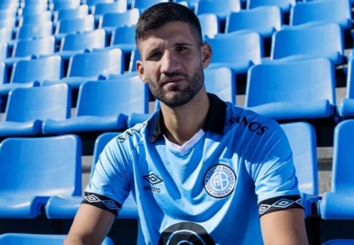 Lisandro López continuará en Belgrano hasta 2027.