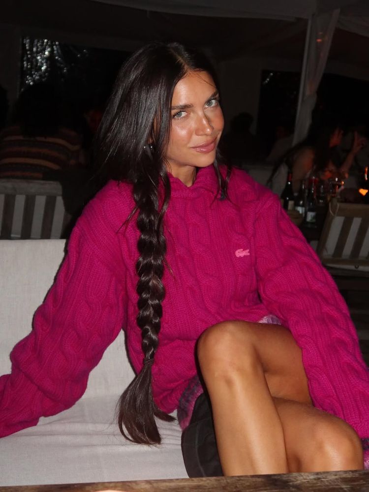 Zaira Nara