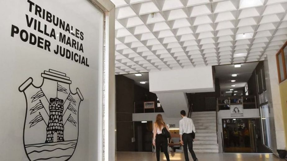 Un bombero acusado de abuso sexual de menores en Córdoba volvió a la cárcel por un grave motivo