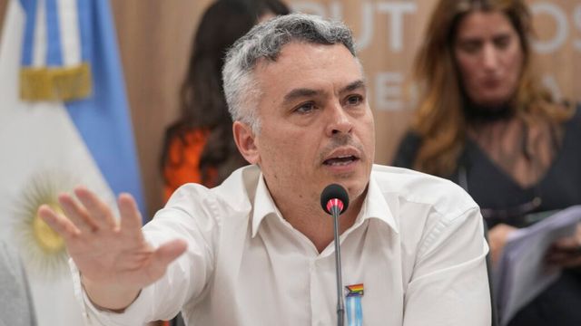 Esteban Paulón.