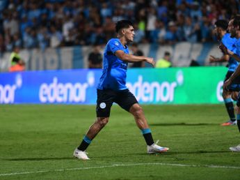 El juvenil goleador de Belgrano que se metió en la historia por su tremendo inicio de torneo