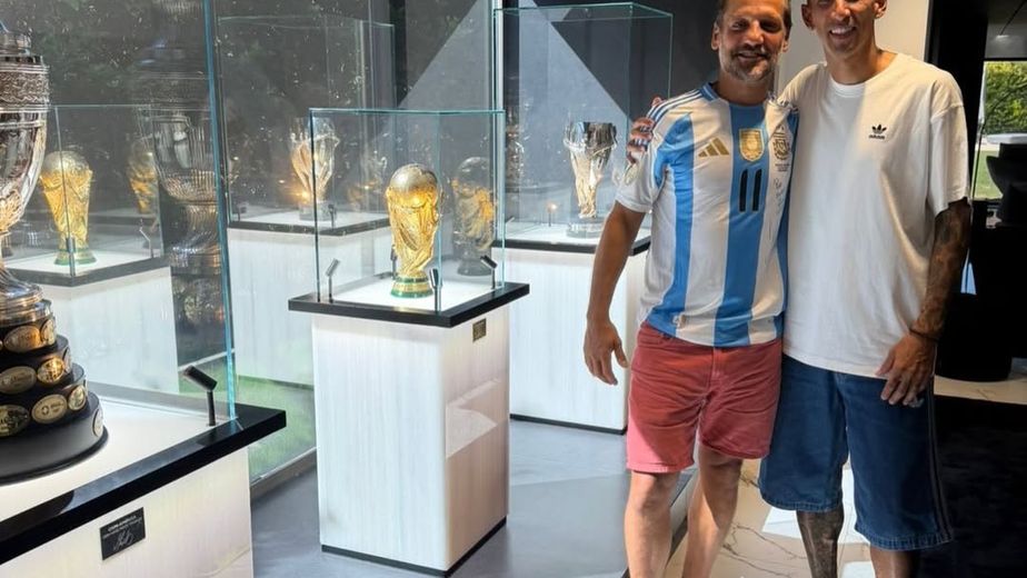 El encuentro que nadie esperaba: Rodrigo de la Serna visitó a Di María y conmovió a las redes