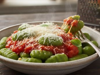 Cómo hacer ñoquis de espinaca: la receta ideal para resolver la cena de este 29
