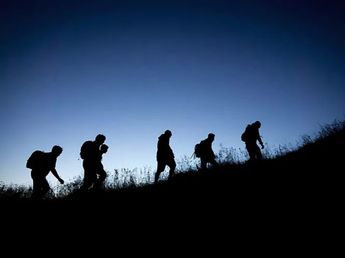 Valle Hermoso invita a una caminata nocturna bajo la luz de la luna llena en Vaquerías
