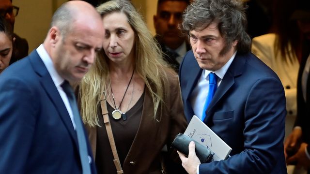 Javier Milei y su hermana Karina Milei 