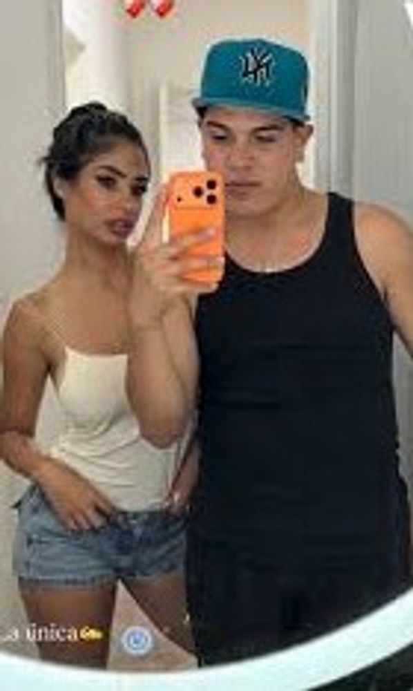 Thiago Medina y Daniela Celis