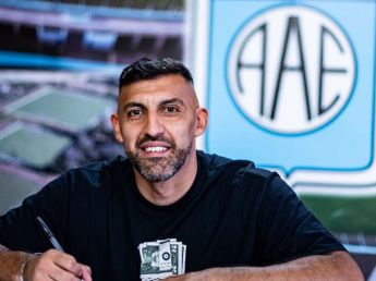 Wanchope Ábila puso la fima en Estudiantes de Río Cuarto: "Ojalá que sea con muchos goles"