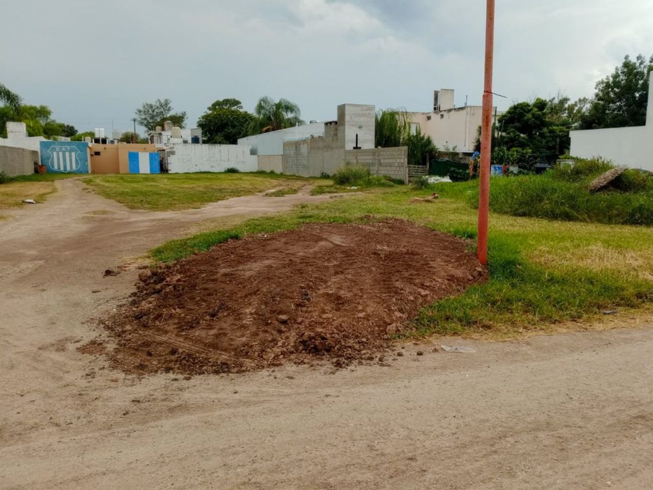 Erradican microbasurales. El Municipio de Arroyito notificó a 158 vecinos por arrojar basura en terrenos baldíos