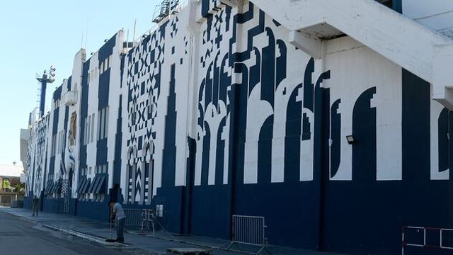 La banda que hizo el atraco en La Boutique, dejó un mensaje en las paredes del estadio de Talleres.