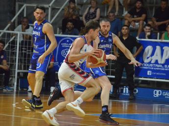 El "Cóndor" voló alto en Gálvez y con un 98-92 Jujuy Básquet sorprendió a Santa Paula