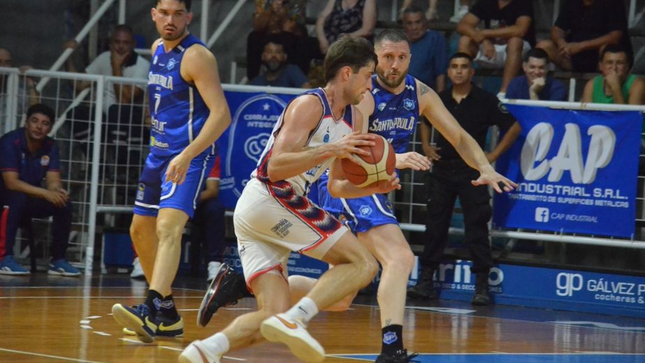 El "Cóndor" voló alto en Gálvez y con un 98-92 Jujuy Básquet sorprendió a Santa Paula