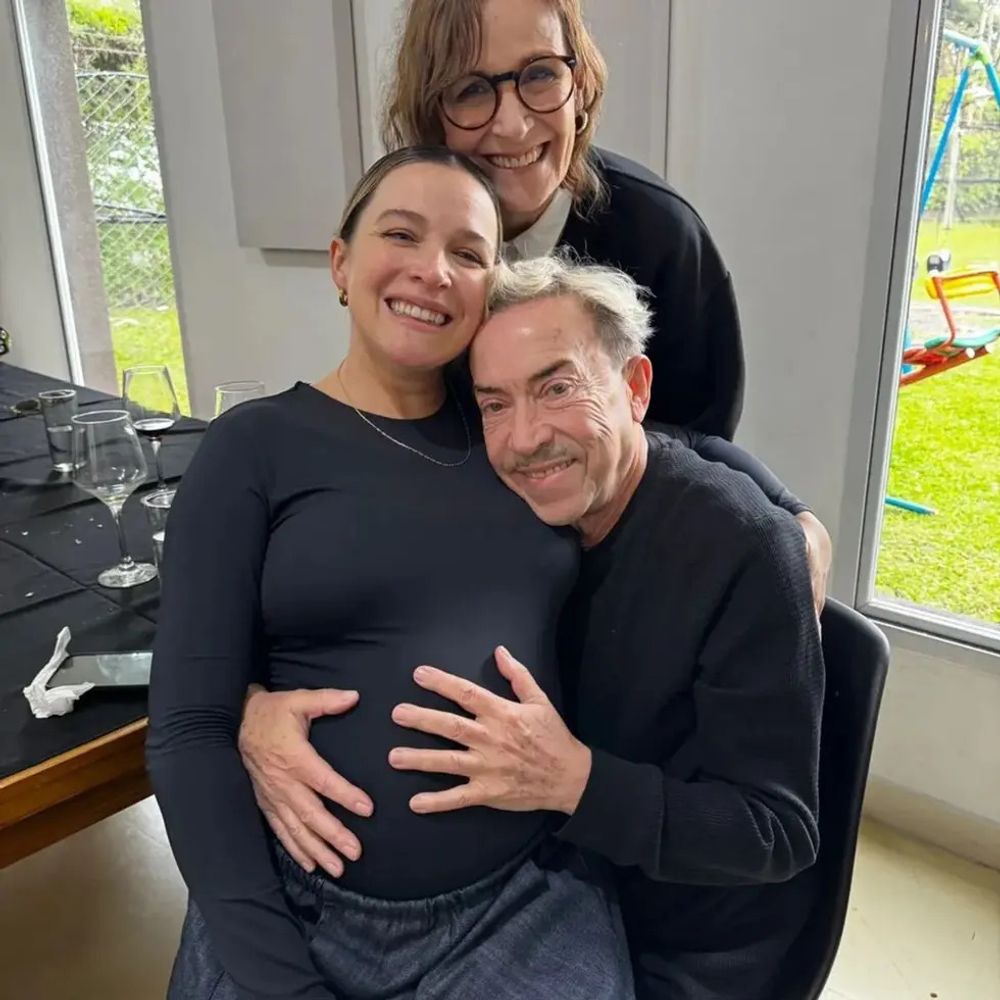 Sofía Pachano con sus padres: Aníbal y Ana