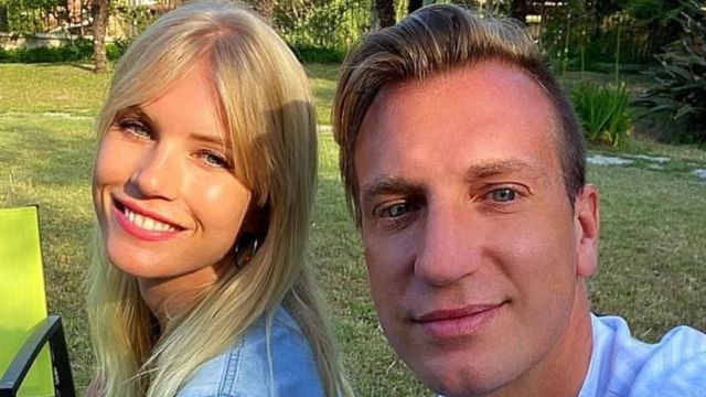 Maxi López y su esposa