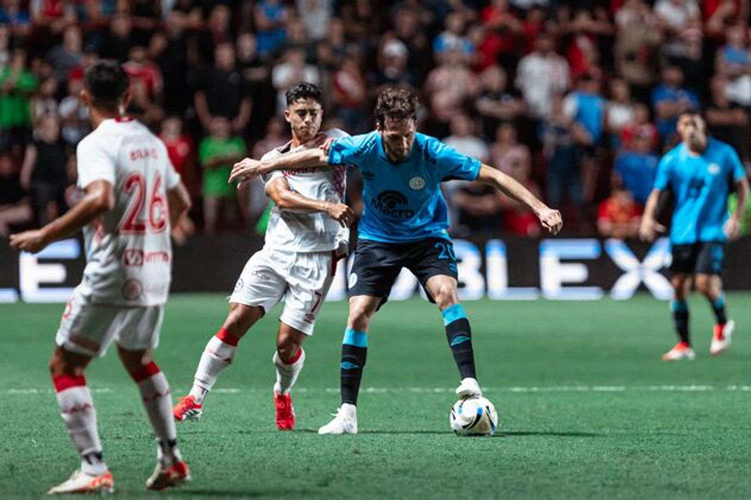 Franco Vázquez, en su partido 100 en Belgrano, la rompió.