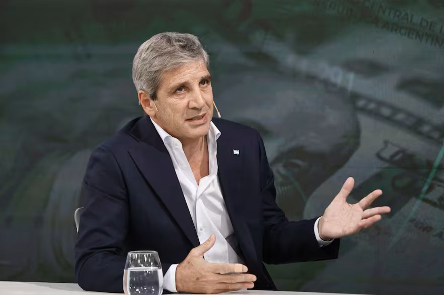 Luis Caputo.