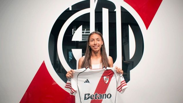 Julieta Romero renovó contrato con River Plate. 