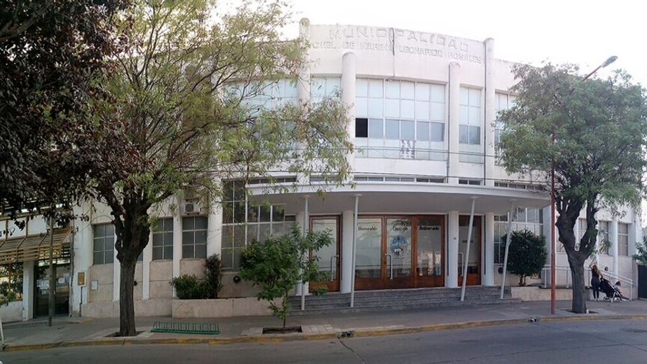 Punta Alta: buscan modernizar nomencladores y garitas de colectivos