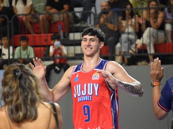 "Sabemos que vamos a entrar a playoff", promete Thiago Roca, alero de Jujuy Básquet