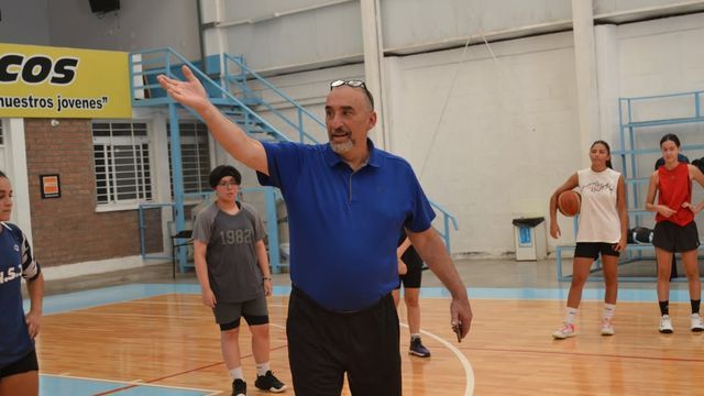 Enrique Alonso asume la dirección técnica del Básquet de Sportivo 24 de Septiembre